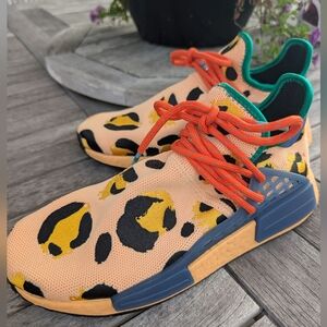 Adidas X Pharrell Collab Stylish Leopard Print Men's Sneakers